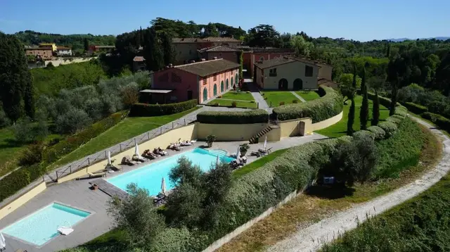 Resort Borgo Di Colleoli gebouw