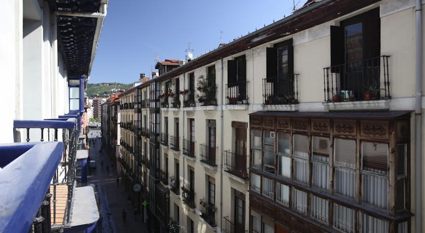 Gebouw van Hotel Casual Gurea in Bilbao