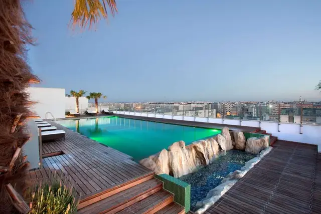 Hotel Hilton Garden Inn Lecce zwembad