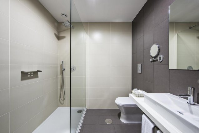 Badkamer van een tweepersoonskamer van Hotel São Félix Hillside in Noord-Portugal