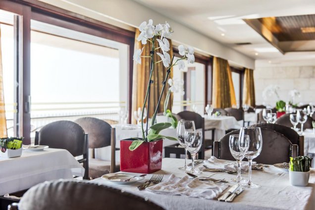 Restaurant van Hotel São Félix Hillside in Noord-Portugal