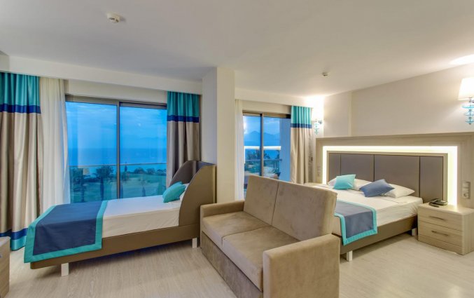 Slaapkamer van Hotel Club Falcon in Antalya