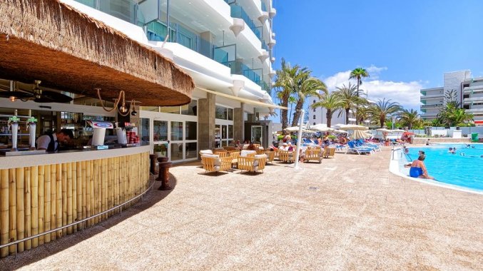 Zwembadbar van Hotel Escorial op Gran Canaria
