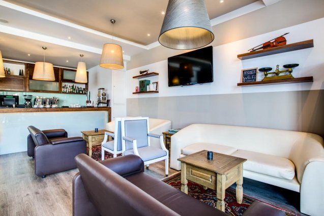 Loungebar van Sunny Coast Resort in Malta