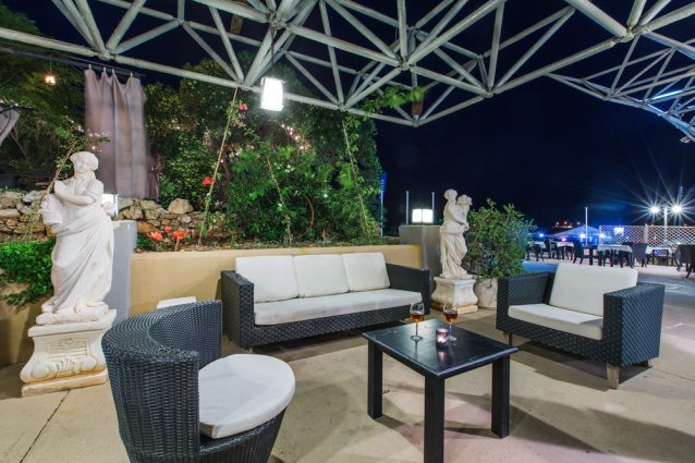 Loungeruimte bij Sunny Coast Resort in Malta