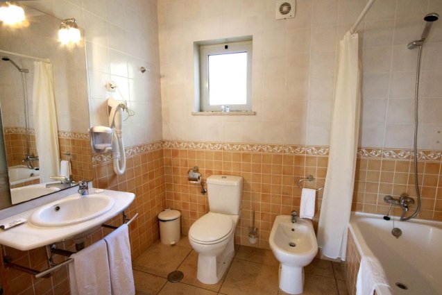 Badkamer in Hotel Clube Mos Algarve