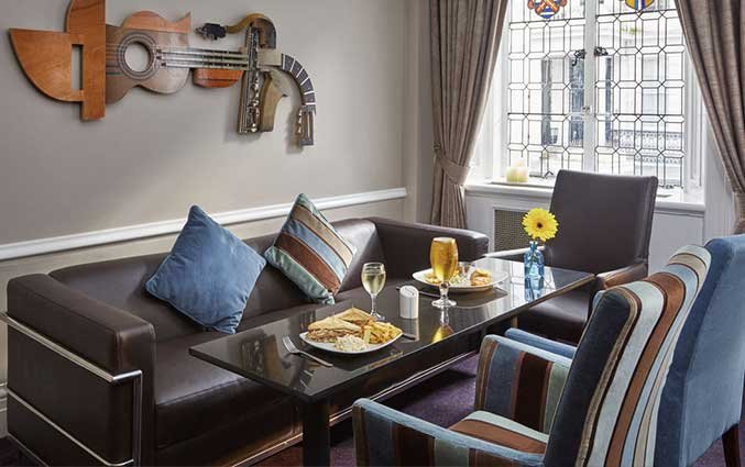 Bar van Hotel Lancaster Gate in Londen