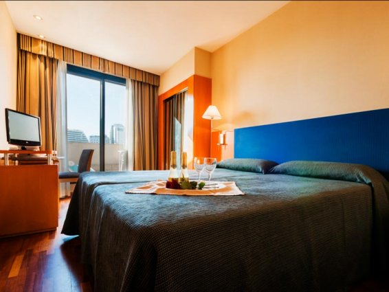 Tweepersoonskamer van Hotel VillaCarlos in Valencia