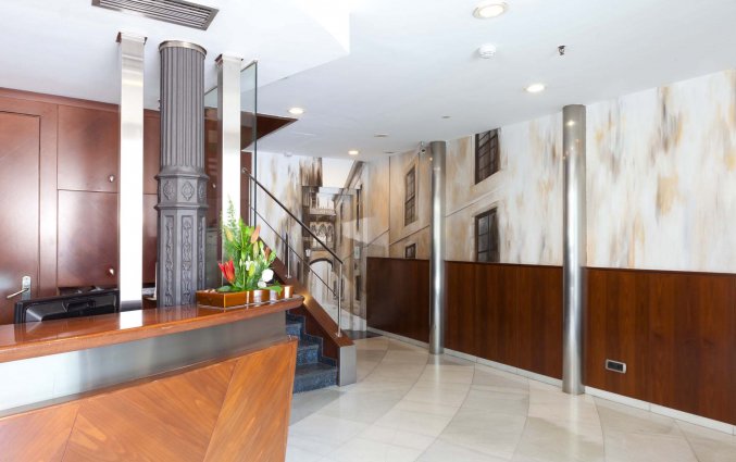 Receptie van Hotel Suizo Barcelona