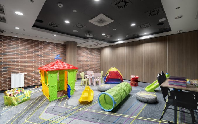 Speelkamer van Hotel Golden Tulip Krakow Kazimierz in Krakau