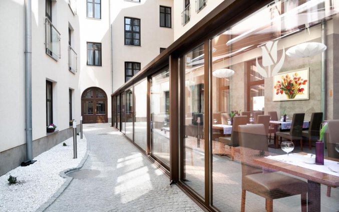 Buitenserré van hotel Golden Tulip Krakow City Center stedentrip Krakau