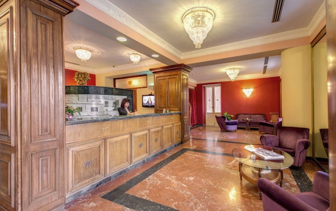 Hotel Grand Villa Politi