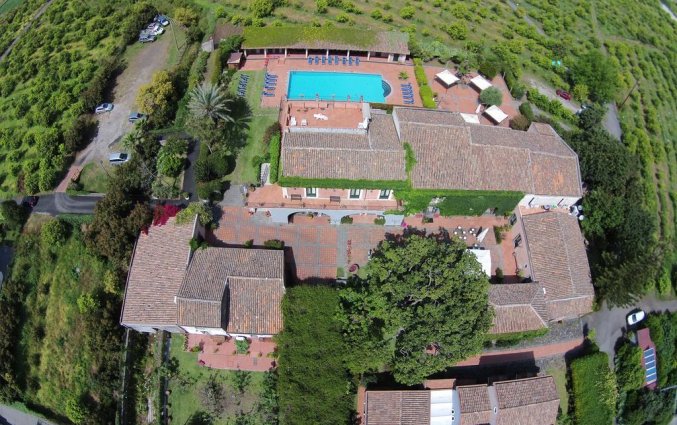 Gebouw van Hotel Etna op Sicilië