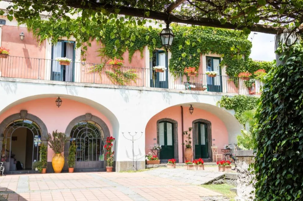 Hotel Etna