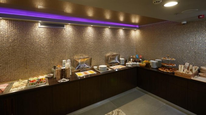 Ontbijtbuffet van Hotel 12 Revay in Budapest