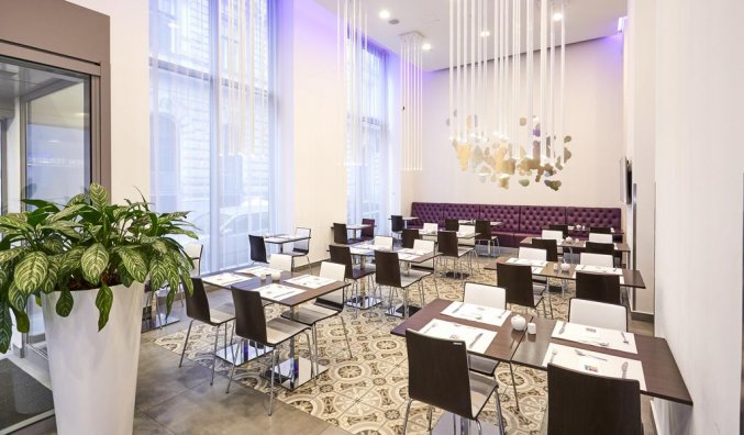 Ontbijtzaal van Hotel 12 Revay in Budapest