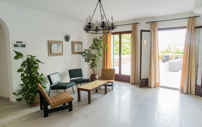 Zithoek van Hotel Tagomago op Ibiza